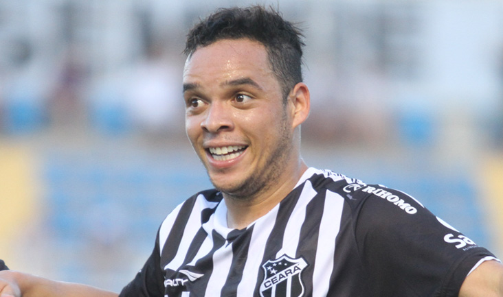 Contra o Guarani, Leandro Campos vai contar com Lulinha