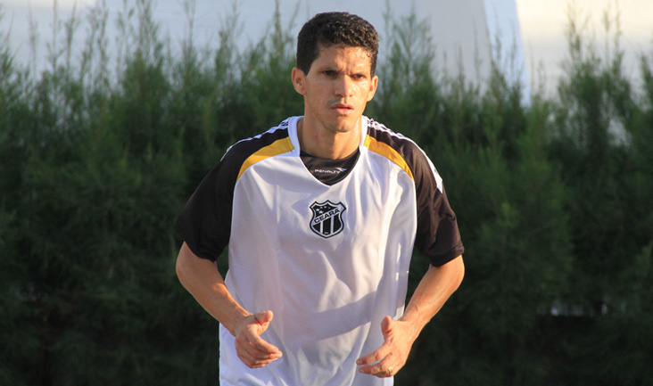 Artilheiro em 2013, Magno Alves quer manter a boa fase em 2014