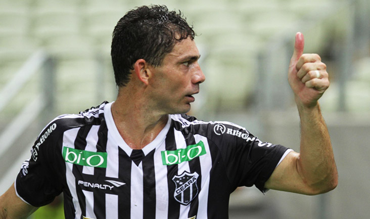 Após suspensão, Mota fica à disposição para encarar o Figueirense