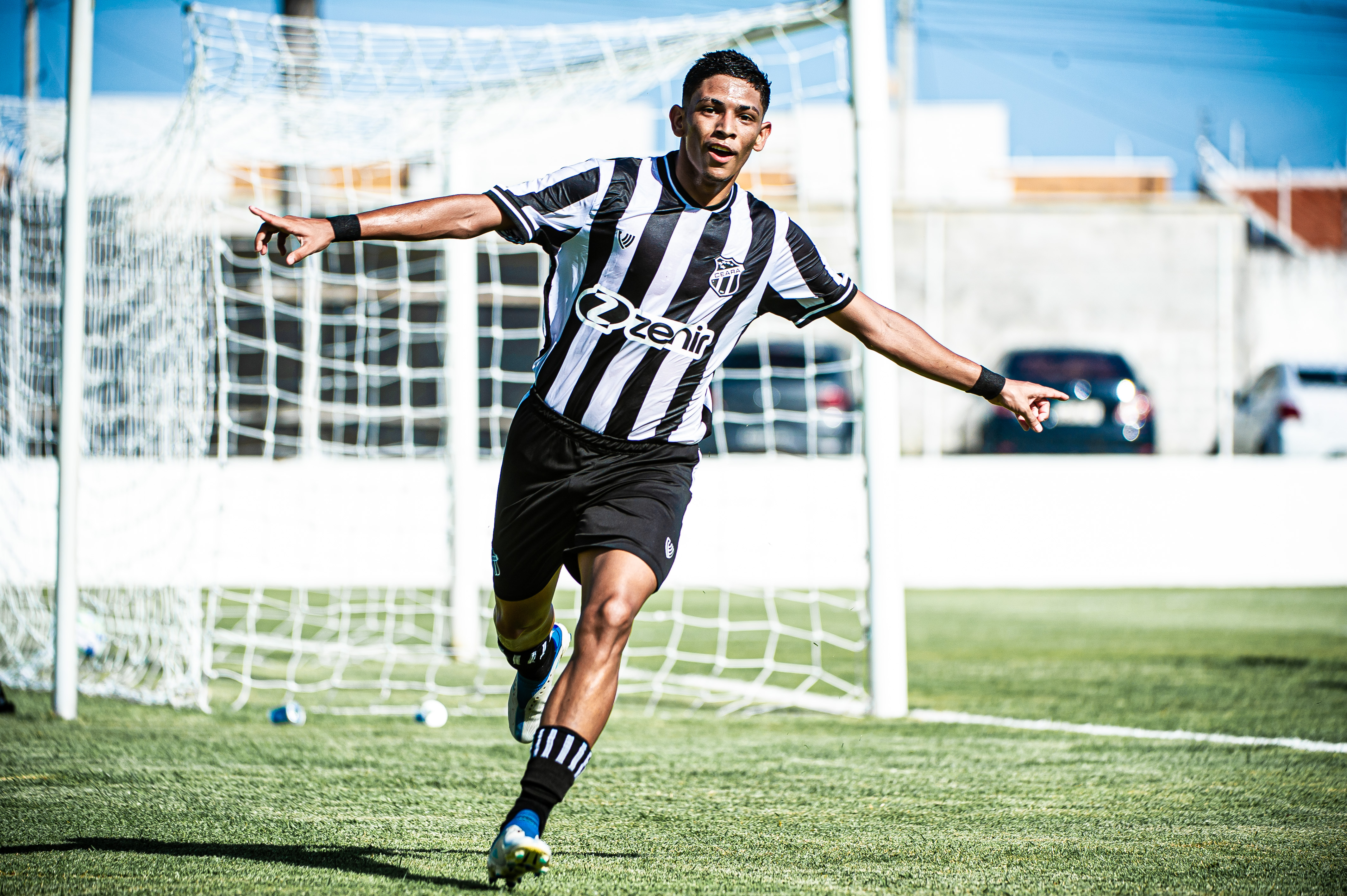 Sub-20: Na Cidade Vozão, Ceará vence o Atlético Mineiro por 2 a 1 pela estreia do Campeonato Brasileiro