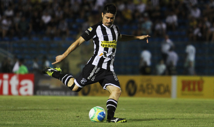 Contra o Luverdense, Ricardinho aposta na inteligência do elenco