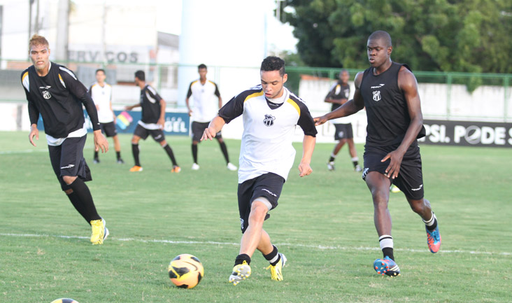 Treino tático encerrou a preparação dos alvinegros