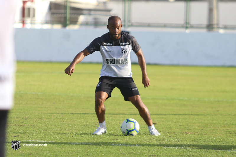 Wescley projeta Clássico-Rei e destaca dedicação do elenco: “Vamos lutar bastante”