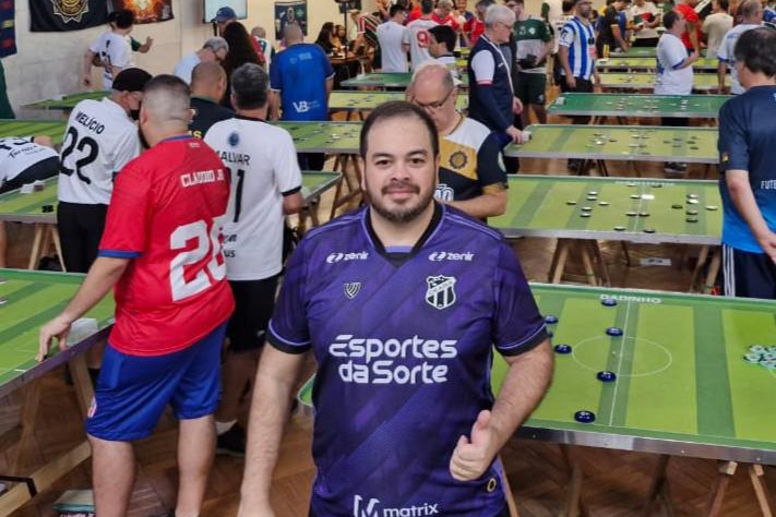 Rafael Moreira, representante do Ceará, conquista Campeonato Brasileiro de Futebol de Mesa