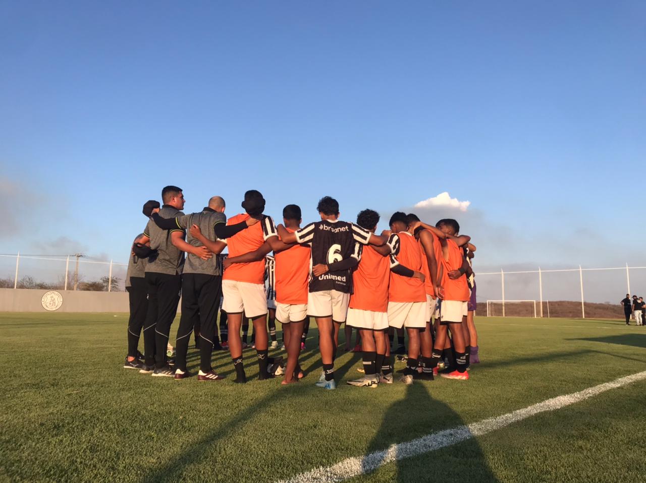 Sub-15: Fora de casa, Ceará vence o FC Acopiara por 3 a 2 no primeiro jogo da semifinal do Cearense