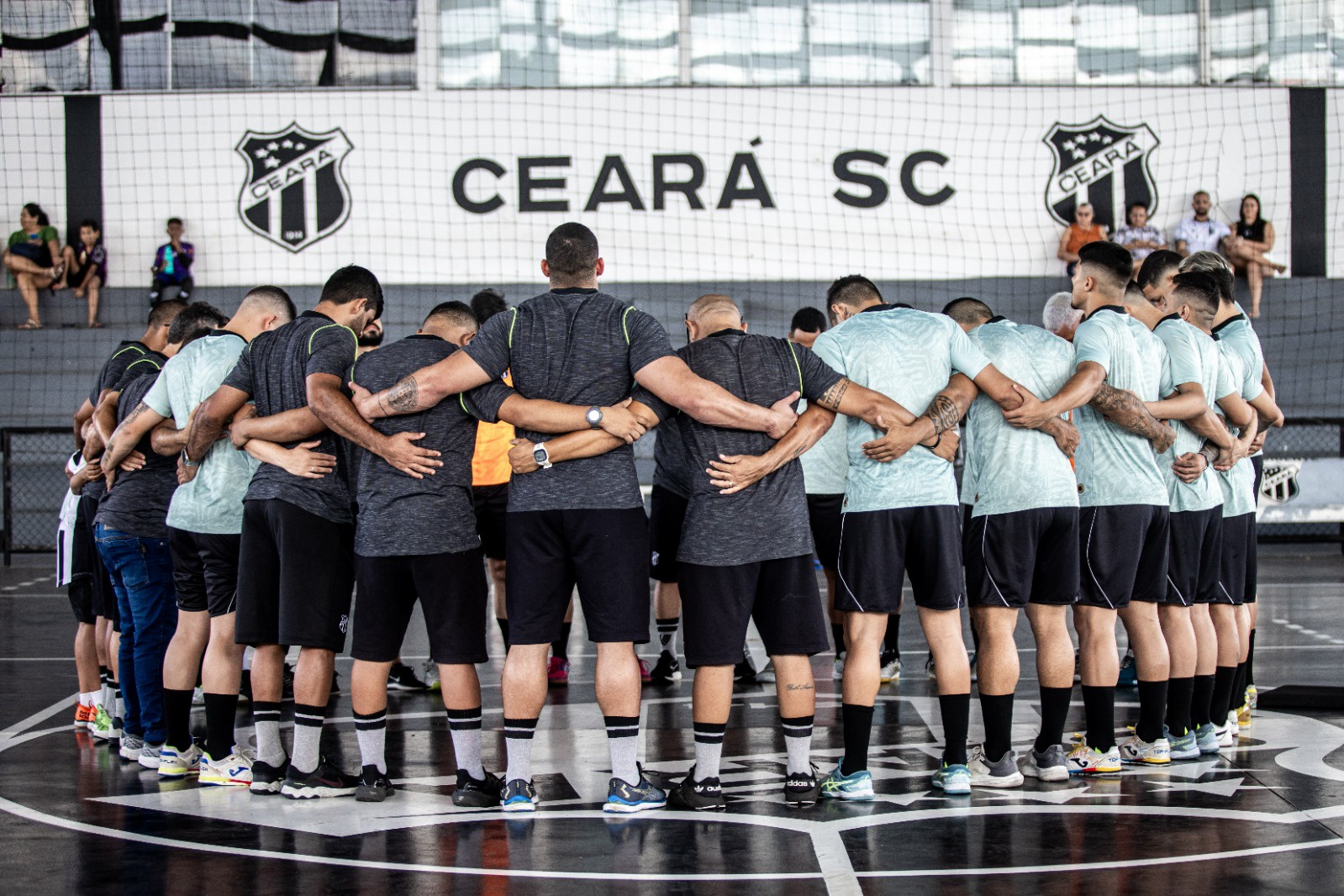 Futsal: Ceará finaliza primeira semana de preparação com treino aberto à torcida