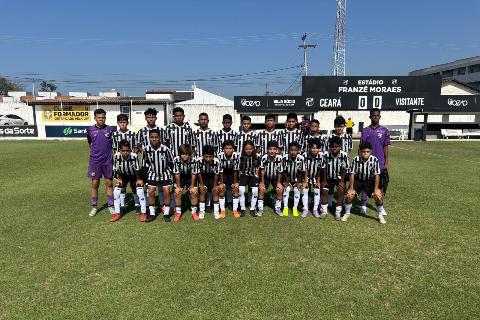 Sub-12: Ceará vence PFC Kids por 3 a 1 e mantém vice-liderança da Liga Ceará