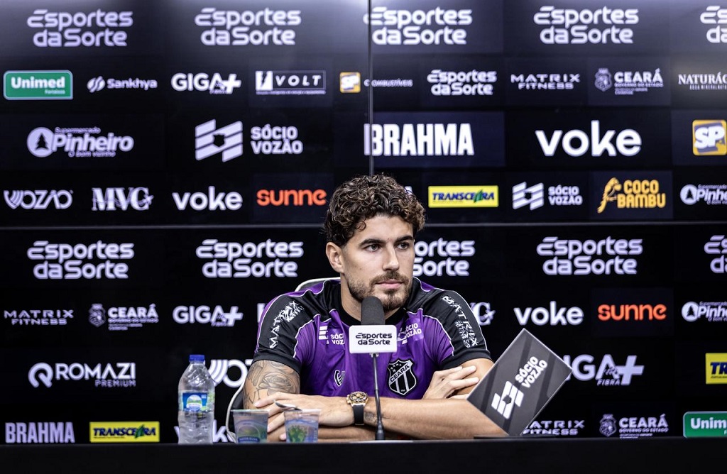 Pedro Raul destaca foco total no Clássico-Rei do Brasileirão: “Estamos compenetrados nos nossos objetivos"