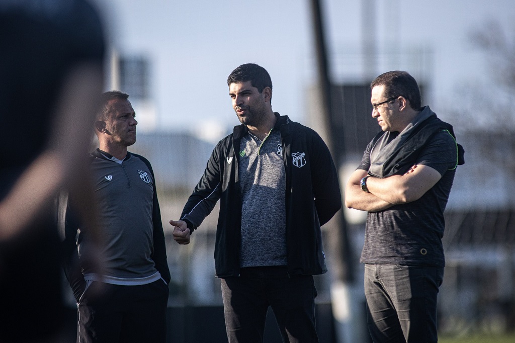 Ceará acerta a manutenção de integrantes do Departamento de Futebol