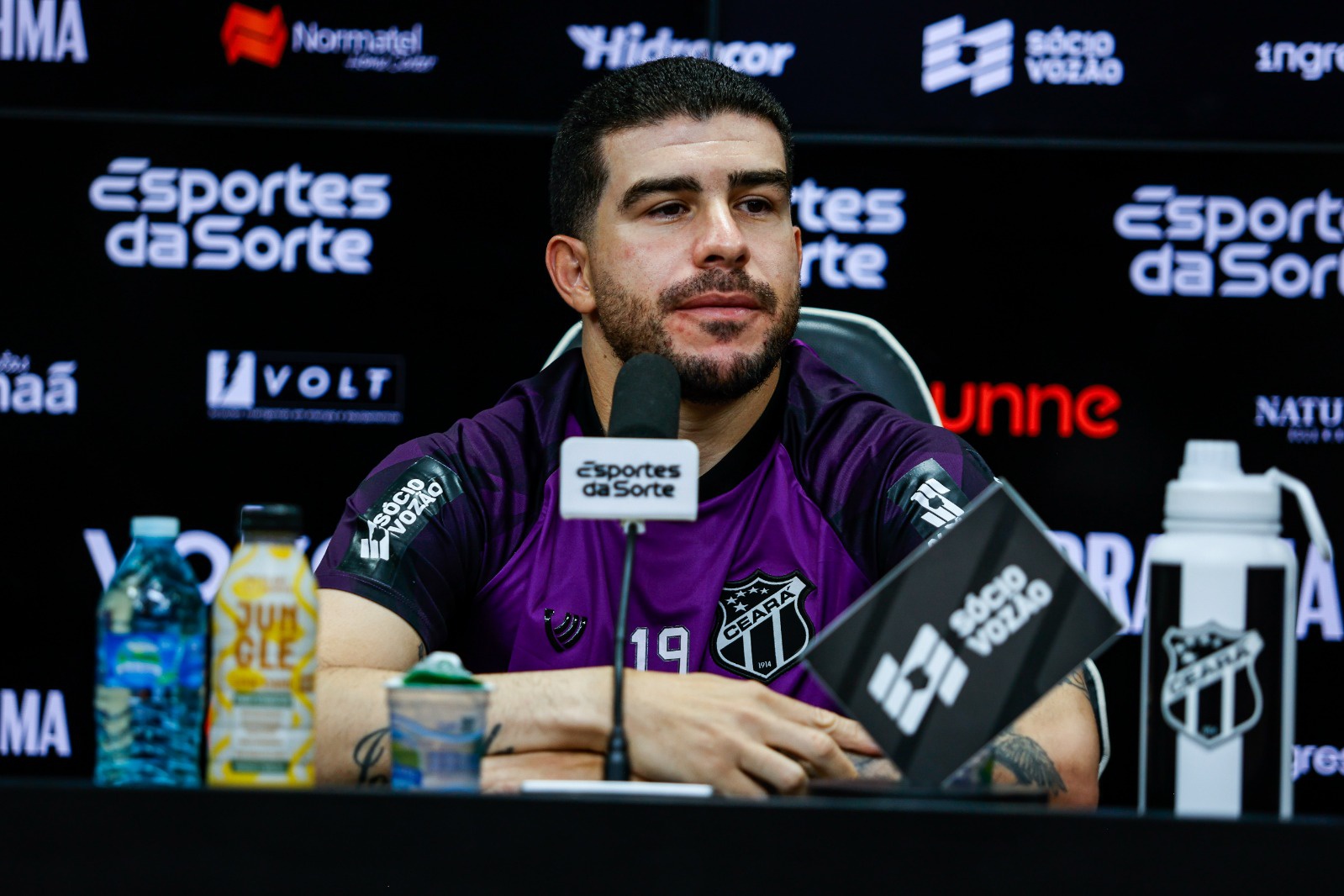 Richardson afirma estar bem fisicamente para enfrentar o Vila Nova e comenta resultados: “Queremos parar essa oscilação”