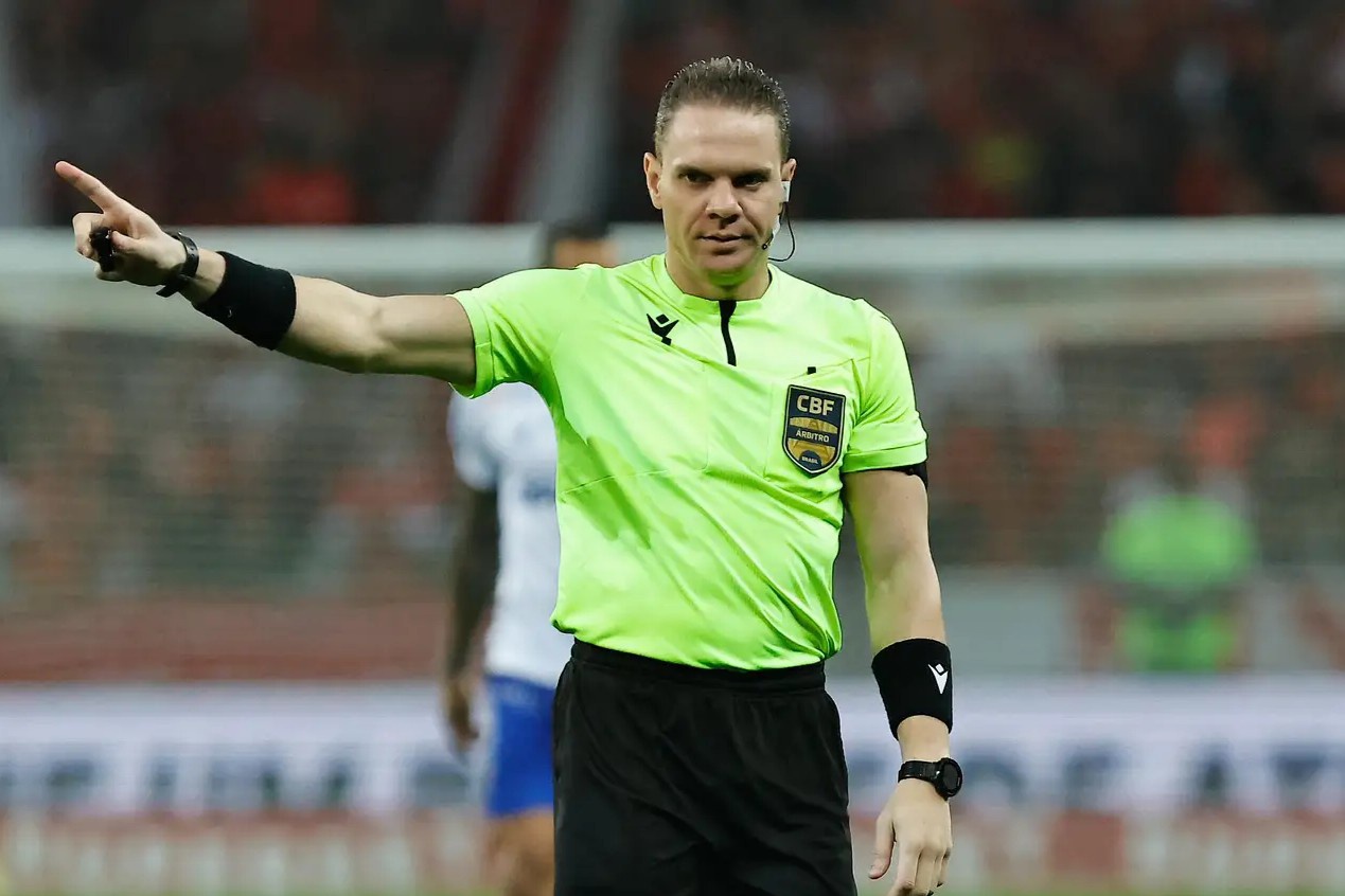 Catarinense Gustavo Ervino Bauermann apita Atlético/GO x Ceará pela Série B