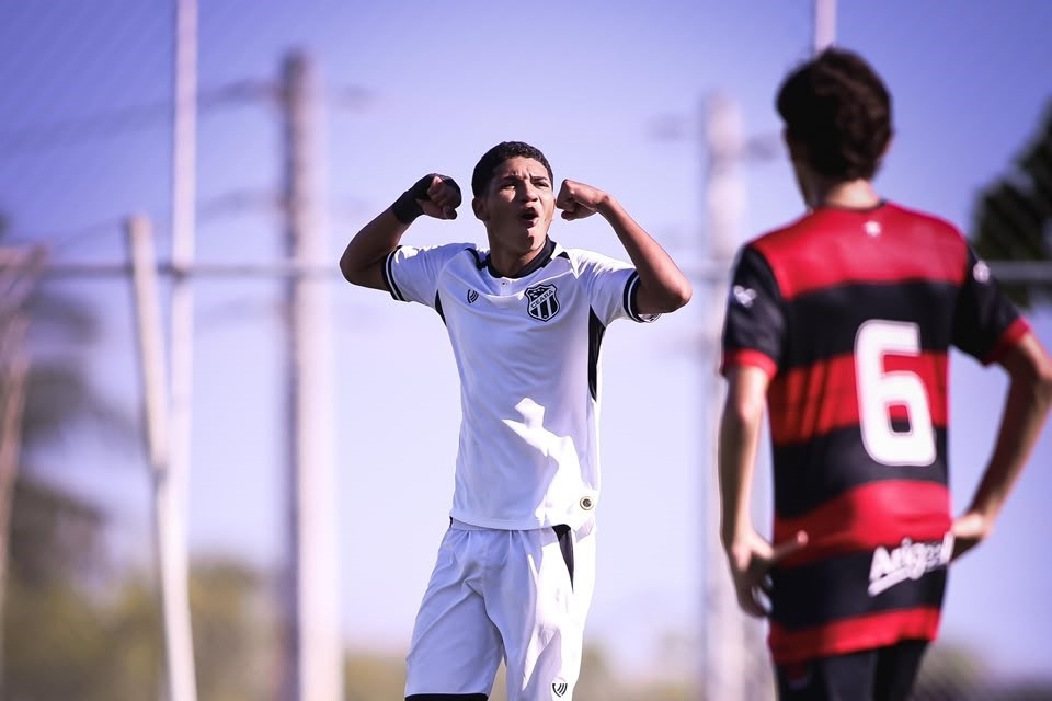 Sub-15: Ceará goleia FC Atlético por 4 a 0 e fecha fase de grupos do Estadual com 100% de aproveitamento