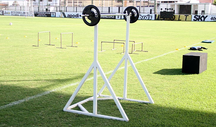 Ceará volta aos trabalhos e foco é o duelo contra o Criciúma