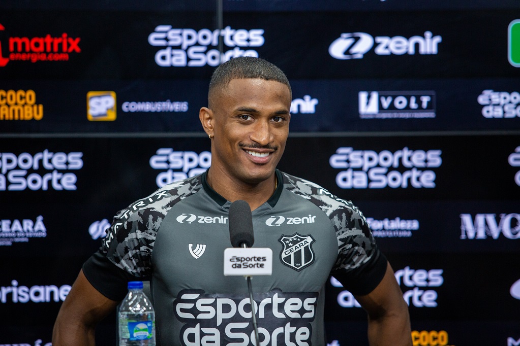 Antes do último jogo da temporada, Saulo destaca união do grupo como diferencial para busca pelo acesso