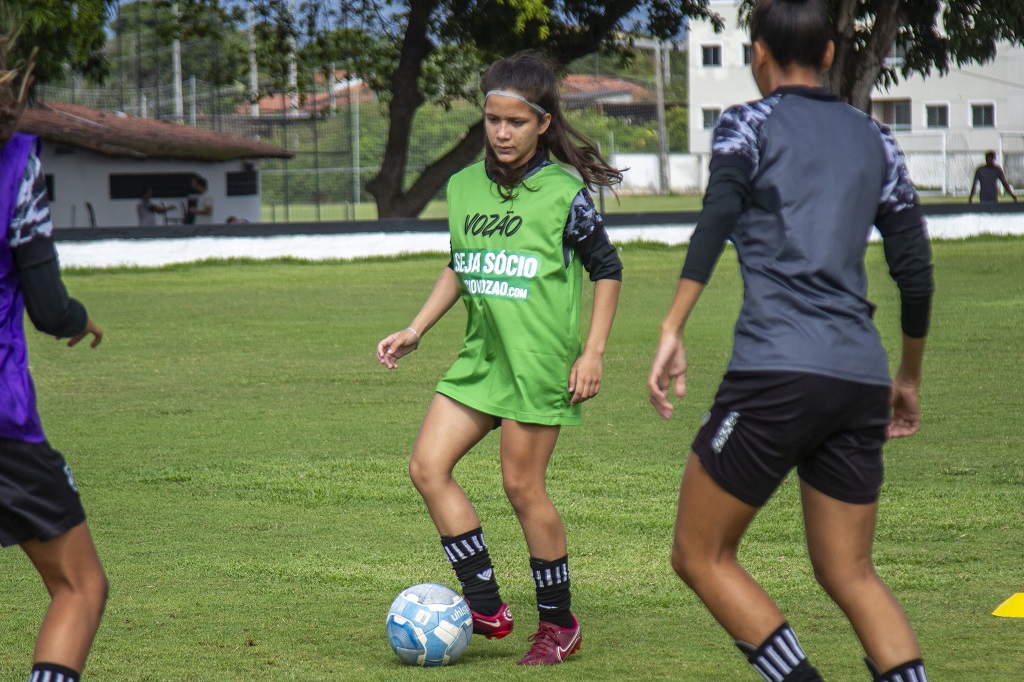 Fut. Feminino Sub-17: Com pensamento nas semis do Estadual, Ceará segue treinando para encarar o R4