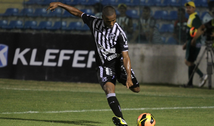 Ceará perde para o ABC, mas garante vaga às quartas de final