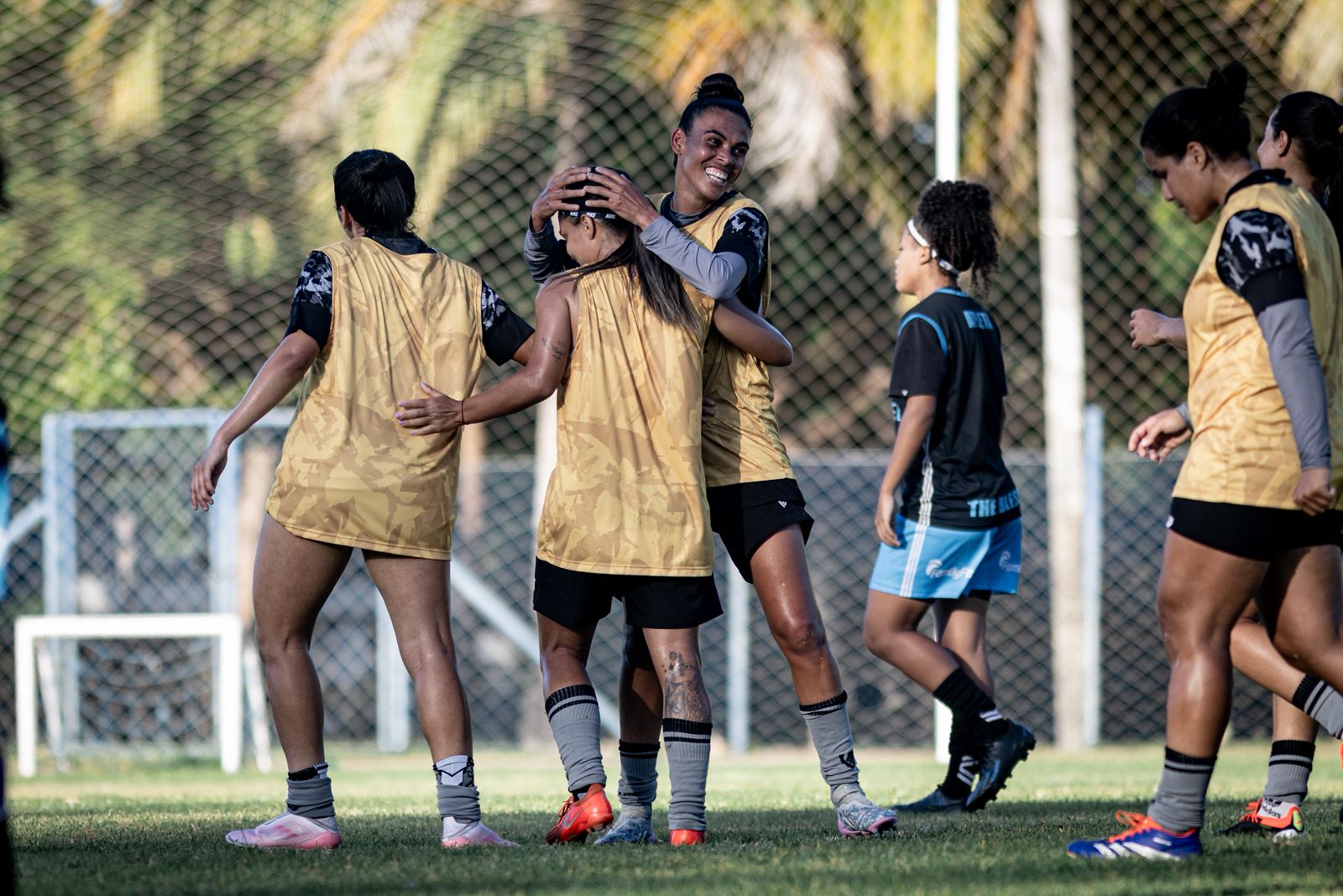 Fut. Feminino: Ceará vence The Blessed por 7 a 0 em jogo-treino