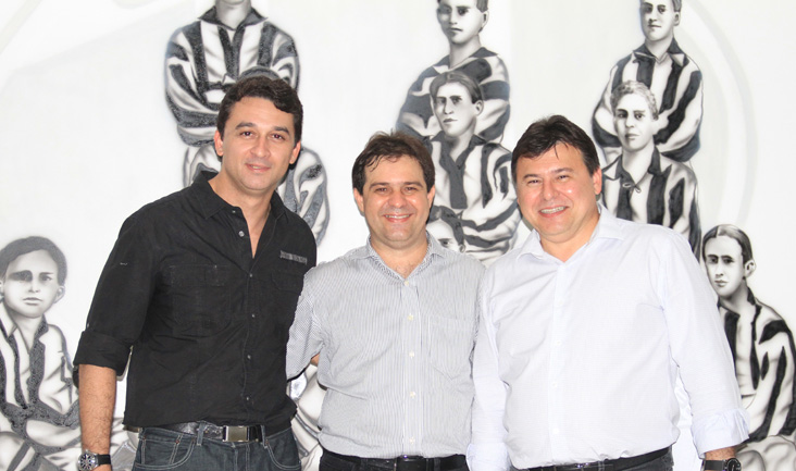 Por aclamação, presidente Evandro Leitão segue à frente do Ceará