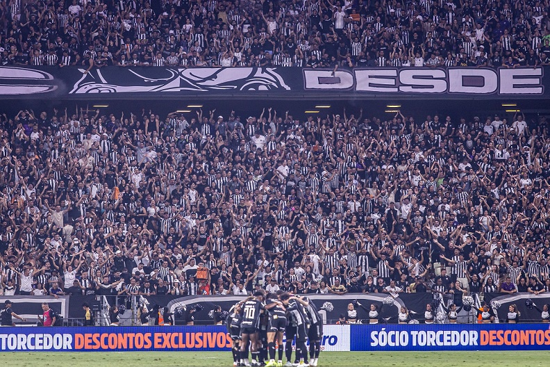 Sócio Vozão: Ceará abre check-ins para jogo contra o Internacional no Castelão