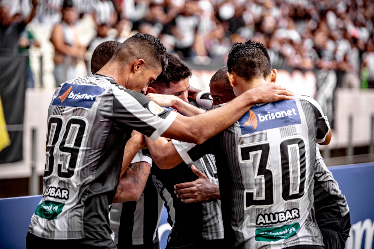 Ceará estreia no Brasileirão com goleada por 4 a 0 sobre o CSA