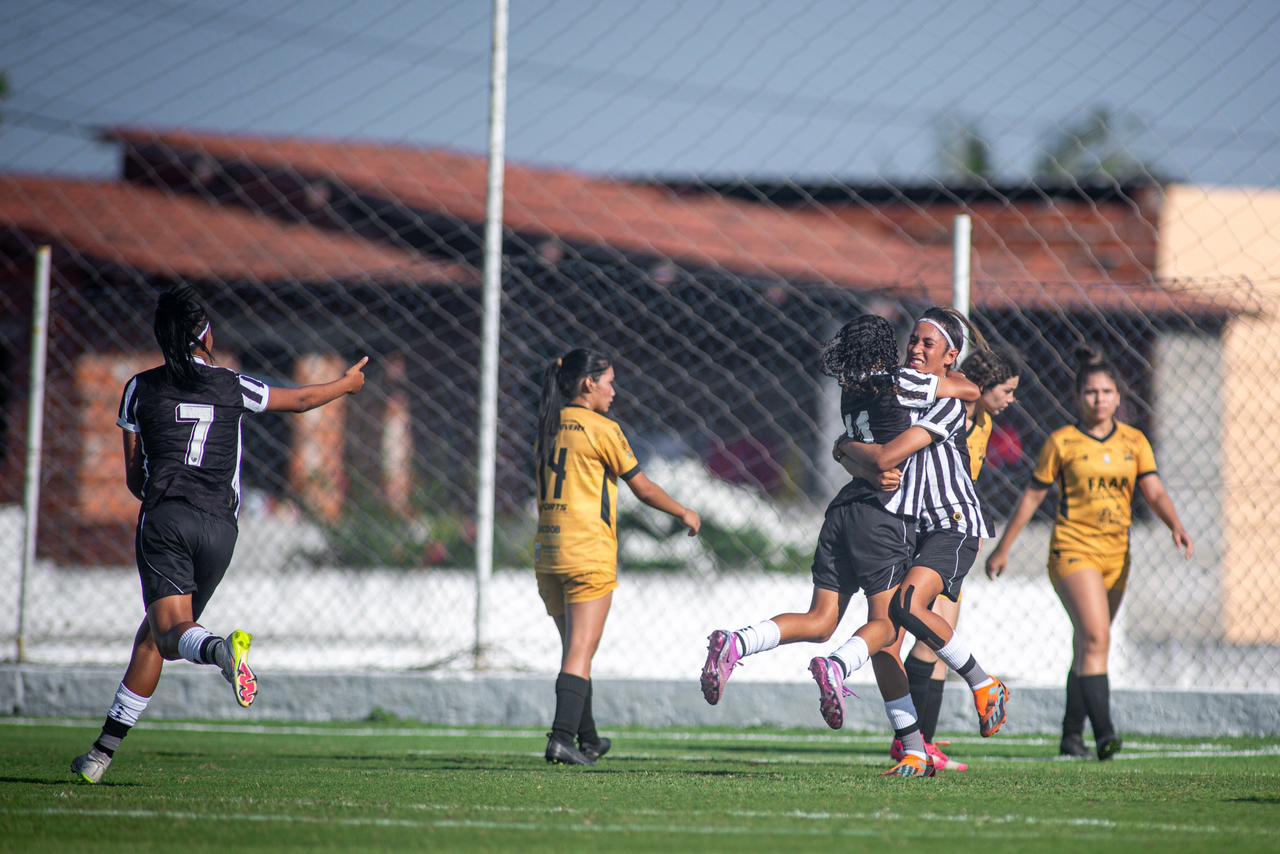 Fut. Feminino Sub-17: Na estreia do Brasileiro, Ceará goleia o JC/AM por 4x1