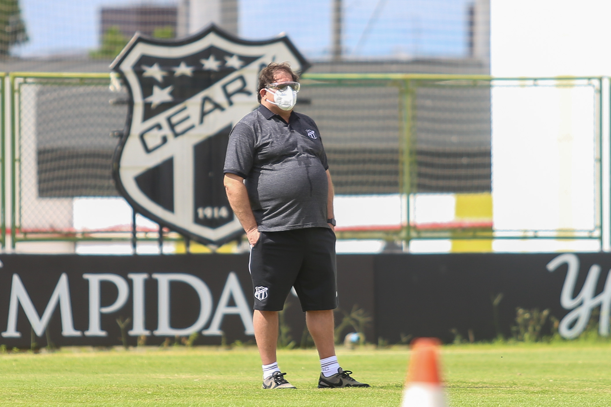 Guto Ferreira explica evolução do protocolo de treinos: “Tudo precisa do aval do setor médico”