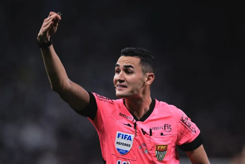 Camp. Brasileiro: Matheus Candançan, de São Paulo, apita Vasco x Ceará pela 23ª rodada