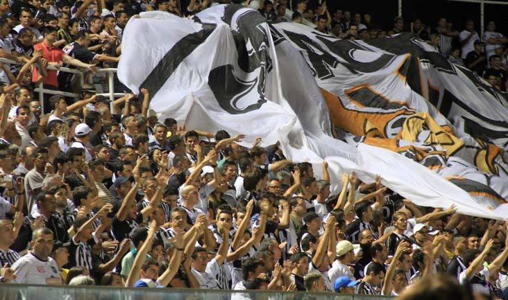 Continua a venda de ingressos para Ceará x Boa Esporte