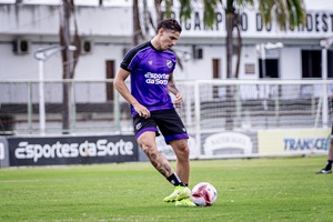 Manhã de domingo marcou o terceiro dia de trabalhos da pré-temporada alvinegra