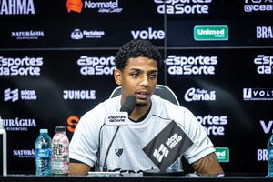 Apresentado, Thalisson fala sobre período para aprimorar a parte tática sob o comando de Daniel Paulista