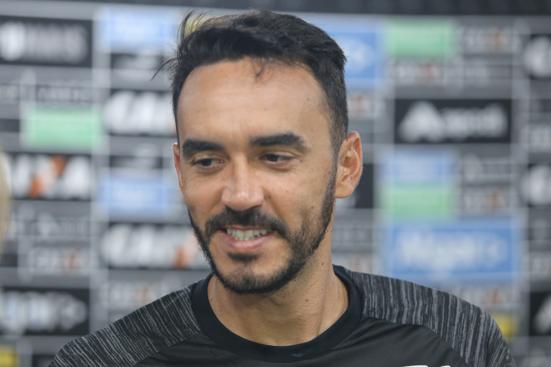 Tiago Alves: “Lisca é motivador, inteligente e super estrategista"