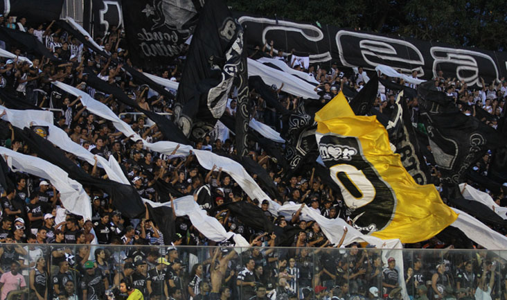 Venda de ingressos para Ceará x Vitória acontece nas Lojas Oficiais e no PV