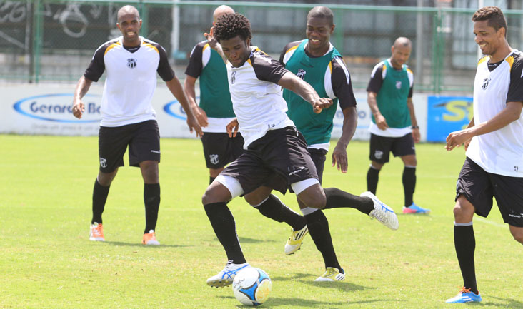 Ceará encerrou a preparação para o duelo diante do Treze