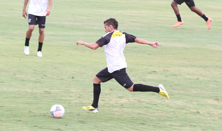 Ricardinho encerrou a preparação para o jogo contra o Tiradentes