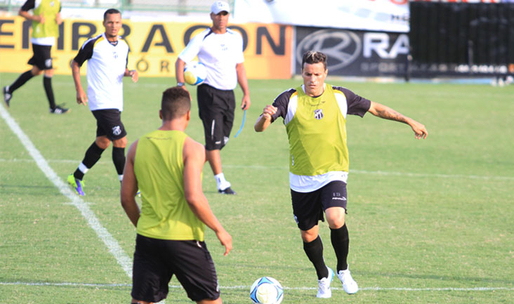 Treino coletivo movimentou a tarde desta sexta-feira