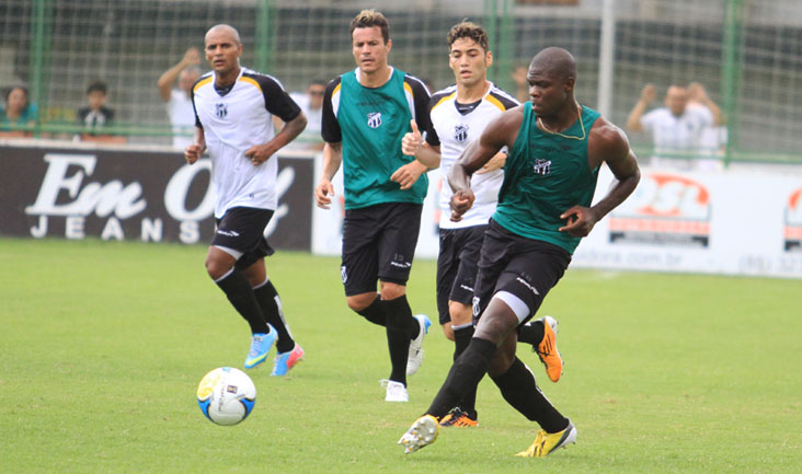 Manhã deste domingo foi de muito trabalho para os alvinegros
