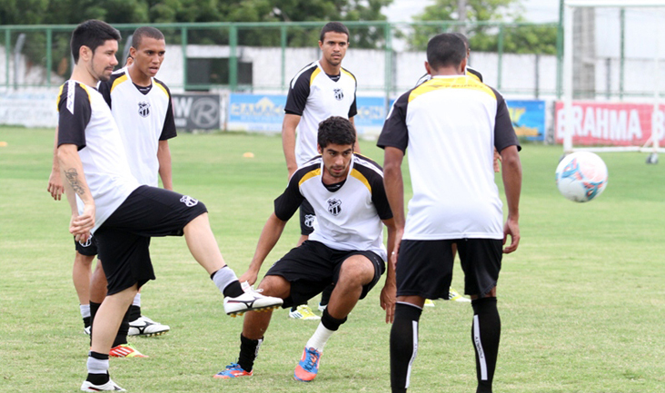 Ceará encerrou os preparativos para o duelo de amanhã