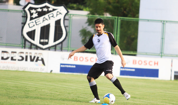 Sérgio Soares comandou treino coletivo nesta tarde