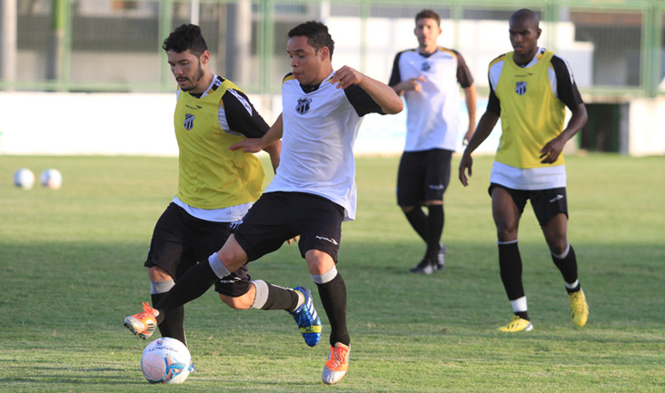 Treino tático finalizou a preparação do Vovô para encarar o Icasa