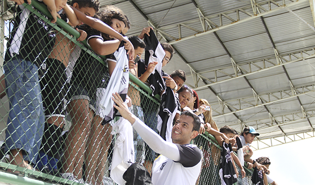 Sede alvinegra recebeu visita de torcedores de Caucaia/CE