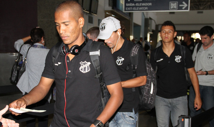 Delegação alvinegra seguiu viagem à Salvador/BA