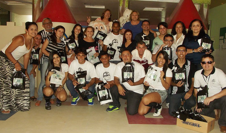 Campanha “Vovô vai à Escola” visitou o Abrigo Tia Júlia