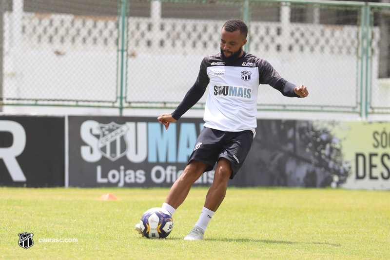 Samuel Xavier: “Preparação e atenção a todos os detalhes” para vencer o Foz do Iguaçu