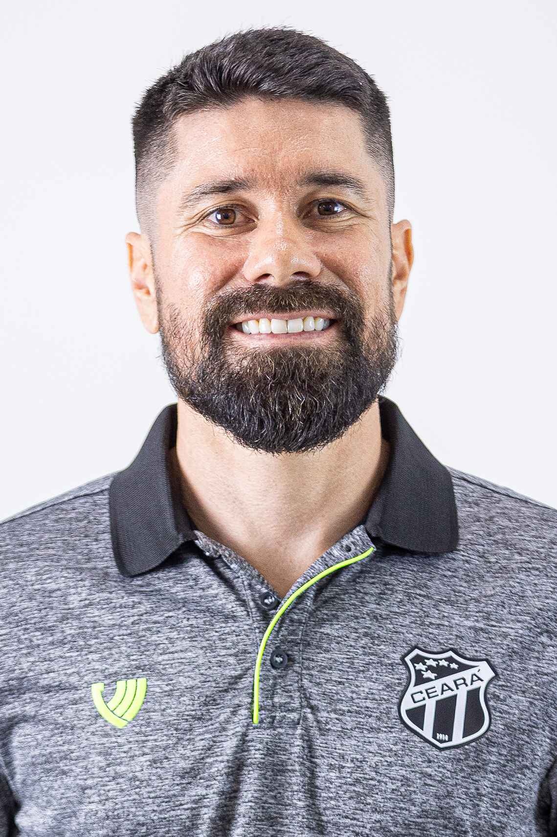 Saiba mais sobre: Ricardo Dias Acosta